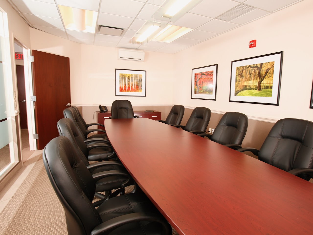 800 large conf room (4)